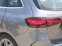 Usata Mercedes B180 AMG Line Premium 116 CV (85 kW) 2024 Grigio Monovolume