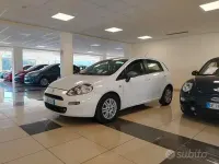 Usado Fiat Punto Street 75 CV (55 kW) 2014 Blanco Utilitario