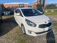 Usata Kia Carens 2016 Bianco Monovolume