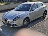 Usata Alfa Romeo Giulietta Distinctive 120 CV (88 kW) 2015 Grigio Utilitaria
