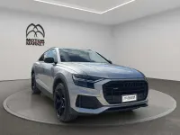 Usata Audi Q8 S-Line 231 CV (169 kW) 2022 Grigio / gray SUV
