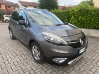 Usata Renault Scénic XMOD 110 CV (80 kW) 2015 Grigio Monovolume