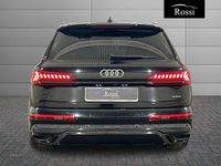 Usata Audi Q7 Sport 231 CV (169 kW) 2023 Nero metallizzato SUV