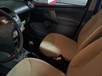 Usata Peugeot 107 68 CV (50 kW) 2008 Grigio Utilitaria