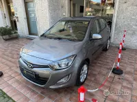 Usata Hyundai i20 75 CV (55 kW) 2013 Grigio Utilitaria