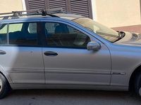 Usata Mercedes 220 2003 Grigio Berlina