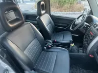 Usata Suzuki Jimny 65 CV (47 kW) 2005 Grigio SUV