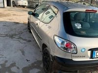 Usata Peugeot 206 68 CV (50 kW) 2004 Grigio Coupé
