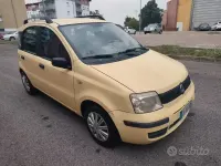 Usata Fiat Panda 54 CV (39 kW) 2004 Giallo Utilitaria