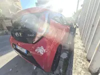 Usata Toyota Aygo X-clusiv 69 CV (50 kW) 2016 Rosso Utilitaria