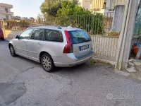 Usata Volvo V50 109 CV (80 kW) 2008 Bluazzurro Station wagon