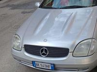 Usata Mercedes SLK200 192 CV (141 kW) 2000 Argento Cabrio