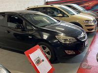 Usata Opel Astra 110 CV (80 kW) 2011 Nero Station wagon