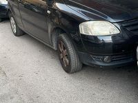 Usata VW Fox 69 CV (50 kW) 2005 Nero Utilitaria
