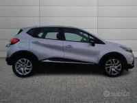 Käytetty Renault Captur Life 90 HP (66 kW) 2016 Harmaa Katumaasturi