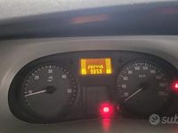 Occasion Opel Vivaro 2009 Vert Monospace