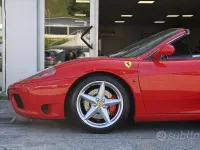Usata Ferrari 360 400 CV (294 kW) 2002 Rosso Cabrio
