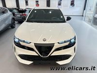Nuova Alfa Romeo Junior Edizione Speciale 145 CV (106 kW) 2025 Bianco metallizzato SUV
