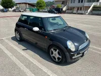 Usata Mini Cooper 116 CV (85 kW) 2003 Nero Utilitaria