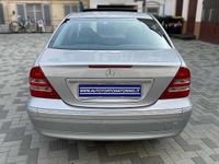 Käytetty Mercedes C240 Avantgarde 170 HP (125 kW) 2000 Harmaa Sedan