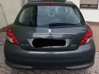 Usata Peugeot 207 Tendance 73 CV (53 kW) 2010 Utilitaria