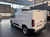 Usata Fiat Doblò 100 CV (73 kW) 2024 Bianco Monovolume