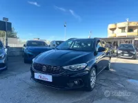 Usata Fiat Tipo Lounge 120 CV (88 kW) 2017 Blu Station wagon