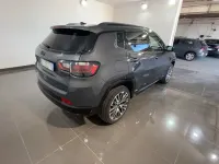 Usata Jeep Compass Summit 130 CV (95 kW) 2025 679graphite grey SUV