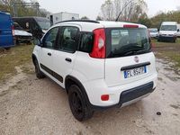 Usata Fiat Panda 4x4 S 85 CV (62 kW) 2017 Bianco Utilitaria