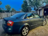 Usata Audi A4 130 CV (95 kW) 2001 Bluazzurro Berlina