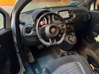 Usata Abarth 695 180 CV (132 kW) 2023 Bianco Utilitaria