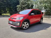 Usata VW cross up! 75 CV (55 kW) 2017 Rosso Utilitaria