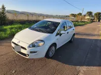 Usata Fiat Grande Punto 95 CV (69 kW) 2017 Utilitaria