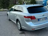 Usata Toyota Avensis Executive 126 CV (92 kW) 2009 Grigio Station wagon