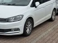 Begagnad VW Touran Executive 116 HK (85 kW) 2016 Vit Minibuss