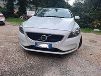 Usata Volvo V40 115 CV (84 kW) 2016 Bianco Station wagon
