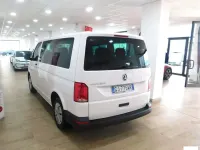 Usata VW Caravelle Trendline 110 CV (80 kW) 2022 Bianco Furgone