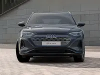 Usata Audi Q8 e-tron Advanced Plus 250 kW (340 CV) 2024 Grigio magnete SUV