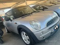 Usata Mini ONE 88 CV (64 kW) 2006 Grigio Utilitaria