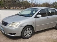 Usata Toyota Corolla 90 CV (66 kW) 2003 Grigio Utilitaria