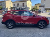 Usata Nissan Qashqai N-Connecta 140 CV (102 kW) 2019 Rosso SUV