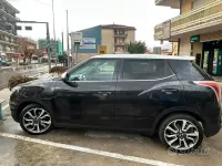 Usata SsangYong Tivoli 115 CV (84 kW) 2016 Nero SUV