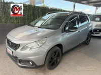 Usata Peugeot 2008 Active 99 CV (72 kW) 2016 Grigio SUV