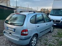 usata Renault Scénic 1.6 benzina motore fuso