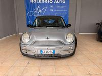 Usata Mini Cooper 116 CV (85 kW) 2004 Argento Utilitaria