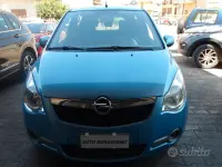 Usata Opel Agila Enjoy 68 CV (50 kW) 2008 Bluazzurro Utilitaria