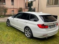 Usata BMW 318 150 CV (110 kW) 2015 Bianco Station wagon