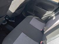 Usata Ford Fiesta 90 CV (66 kW) 2007 Nero Utilitaria