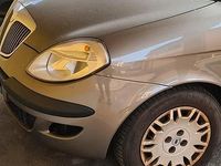 Usata Lancia Ypsilon 80 CV (58 kW) 2007 Marrone Utilitaria