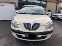 Usata Lancia Ypsilon 60 CV (44 kW) 2004 Beige Utilitaria